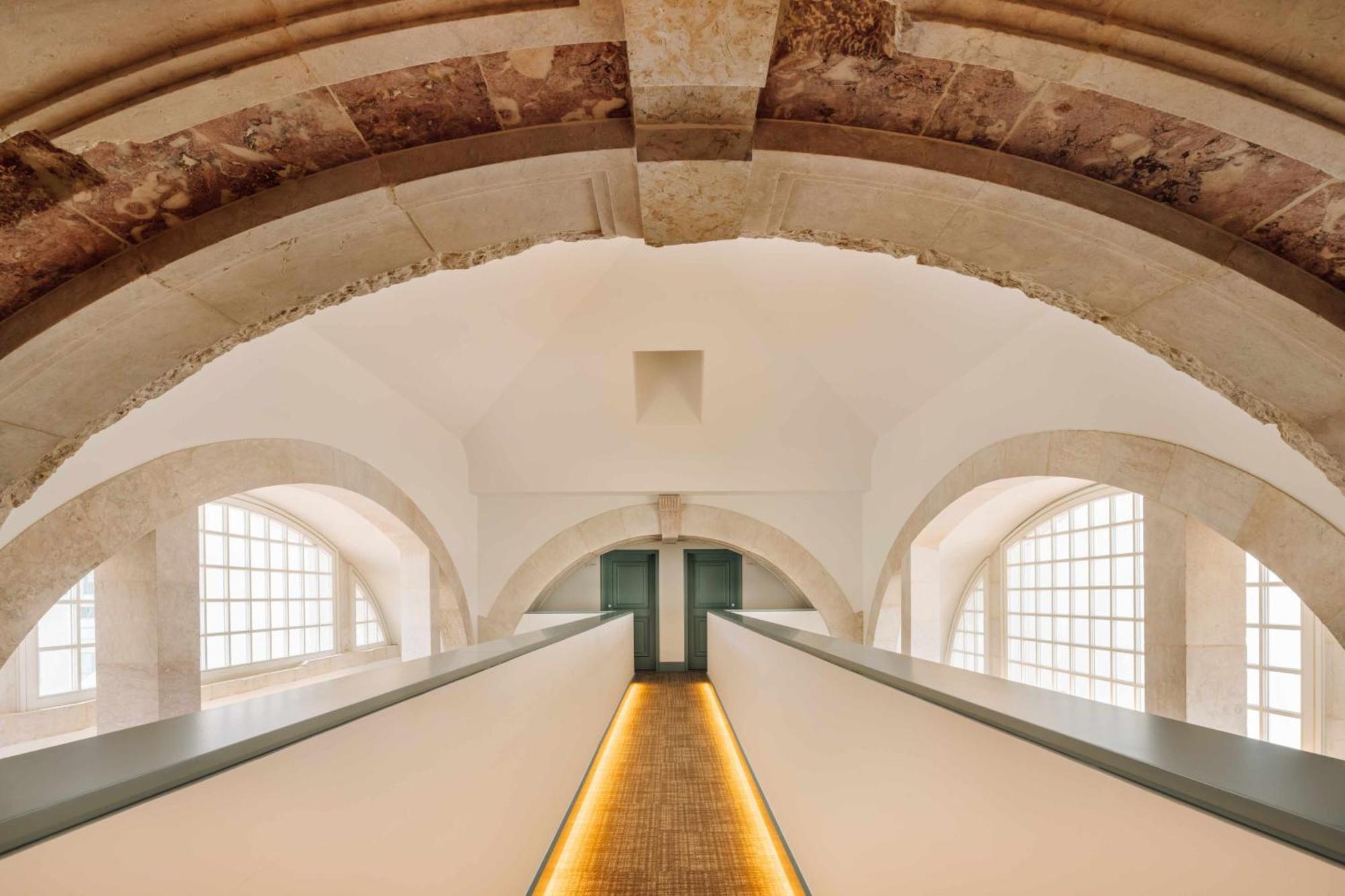 Locke De Santa Joana — Photos 2
